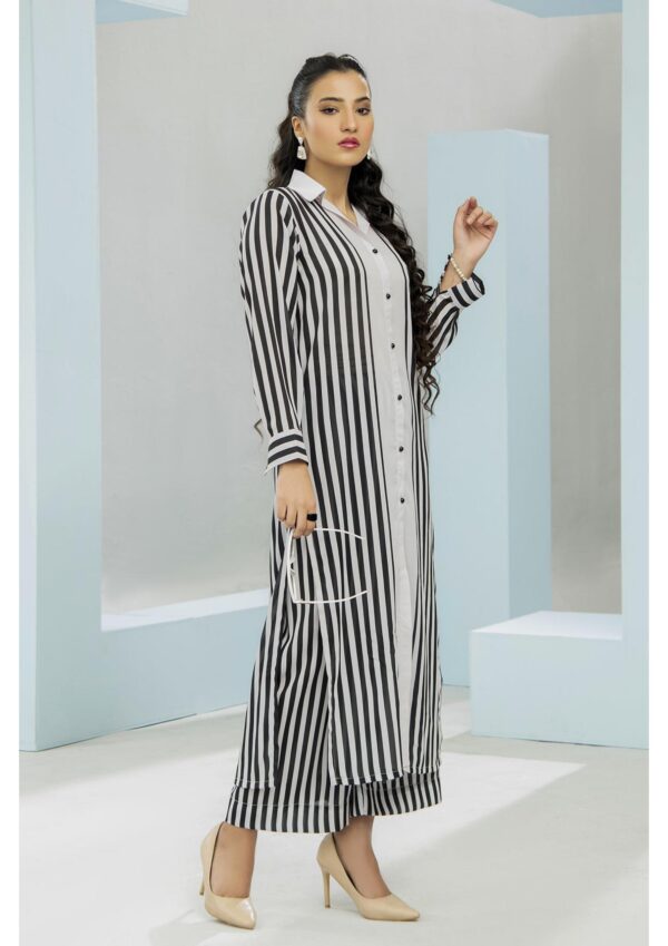 MAYA<br>Black & White Crepe Dress