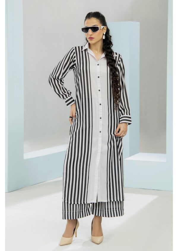 MAYA<br>Black & White Crepe Dress