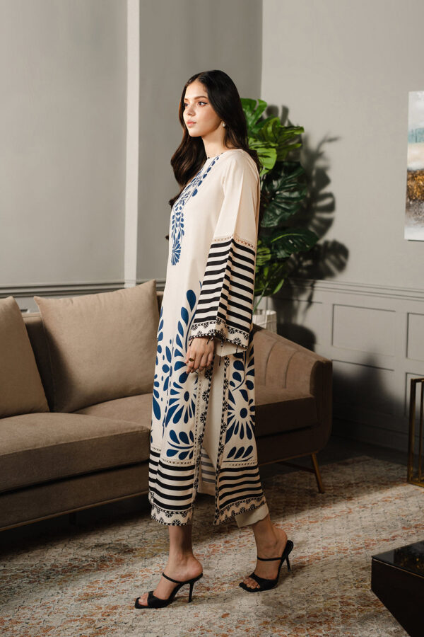 SANAYA<br>2-Piece Stitched Pakistani Suit