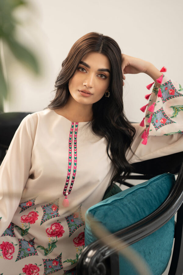 ZARAH<br>Ivory Ethnic Crepe 2-Piece