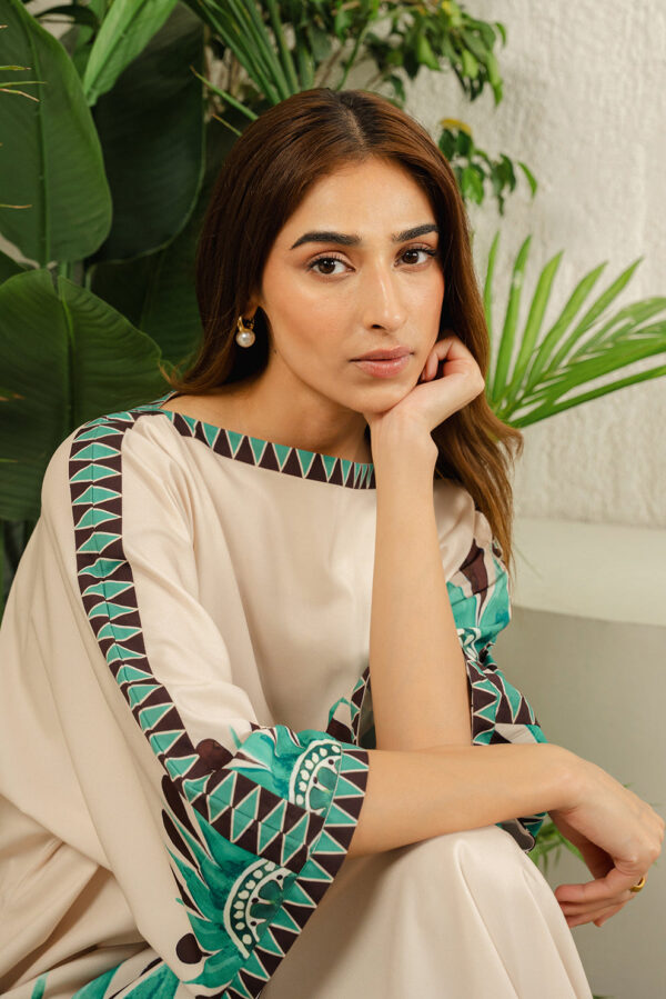 HANIA<br>2-Piece Stitched Pakistani Suit